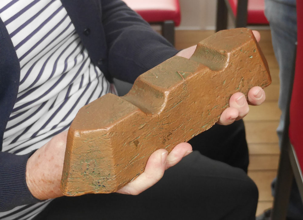  Copper Ingot-Vivian &Co